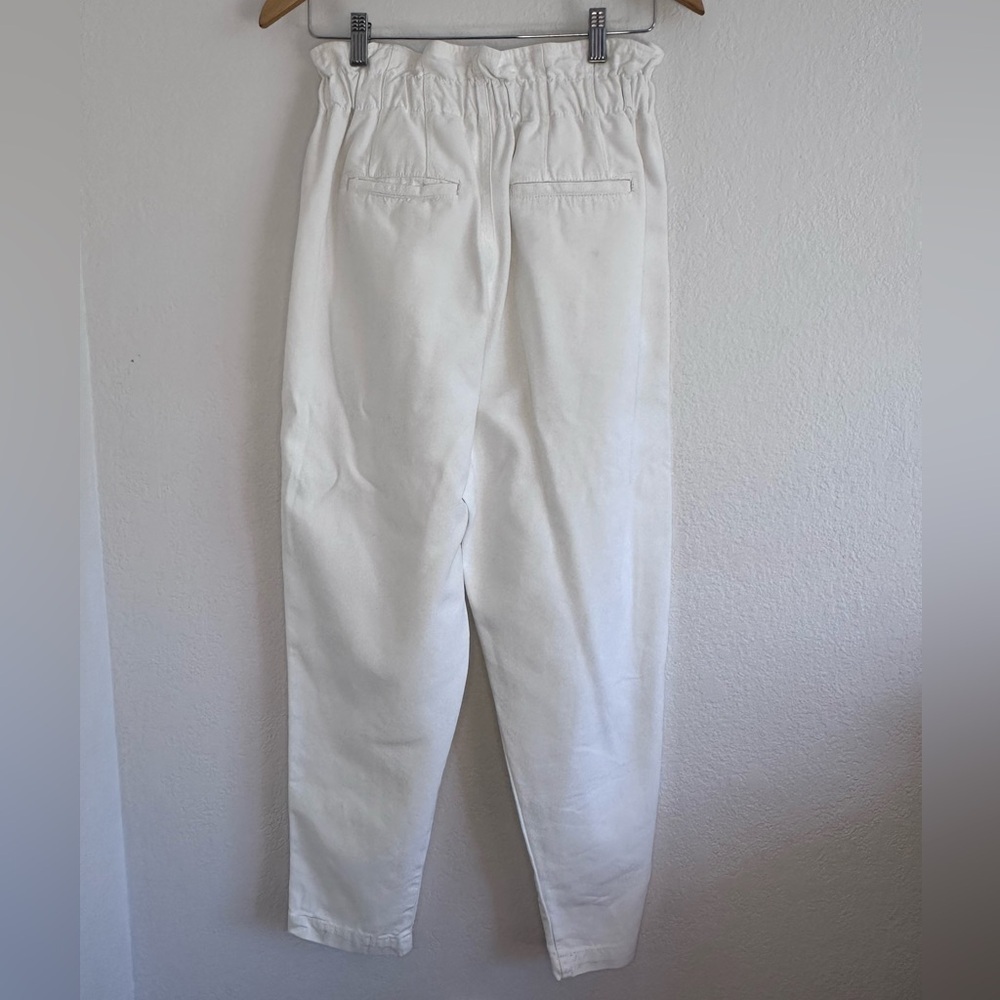 Free People Margate White Paperbag Waist Pleated Trouser Pants in white- Size XS - Picture 5 of 8